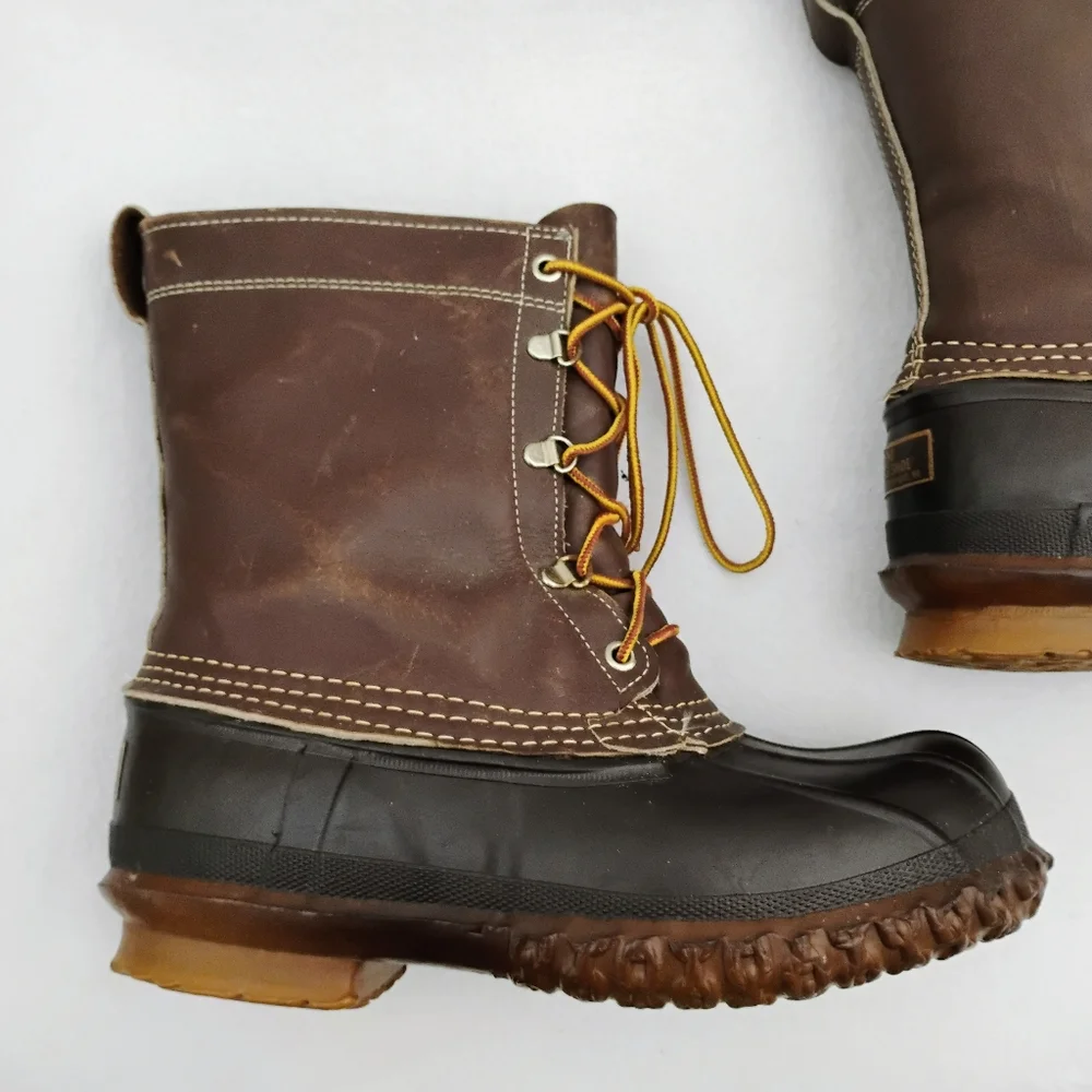 LL Bean Boots - Maine Hunting Shoe, US Men 7 , Brown, Unlined, Vintage